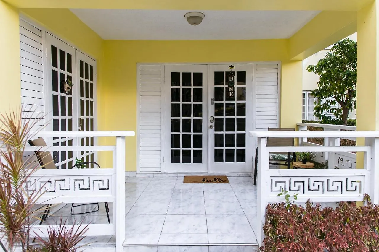 Quaint Mini-Mystic Studio! Apartment Ocho Rios